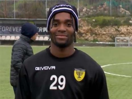 פלומן. עשוי לפתוח מול ק"ש