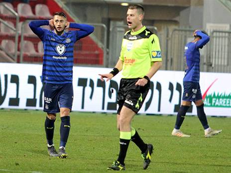 אצילי. קנדיל לקח שער בטוח (סוכנות ג'יני)