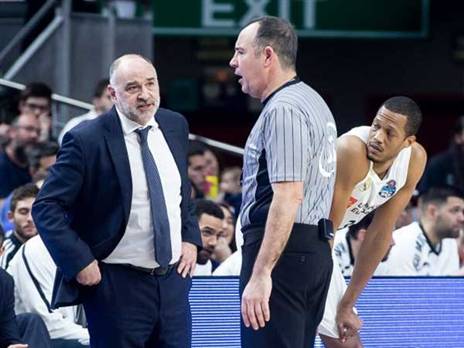 כעס בריאל על השיפוט (NurPhoto, Getty)