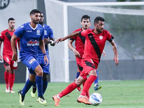 עמאש בתמונת ההרכב (אלן שיבר)