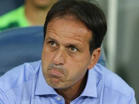 אופ"א תעזור? לוי (יוסי שקל)