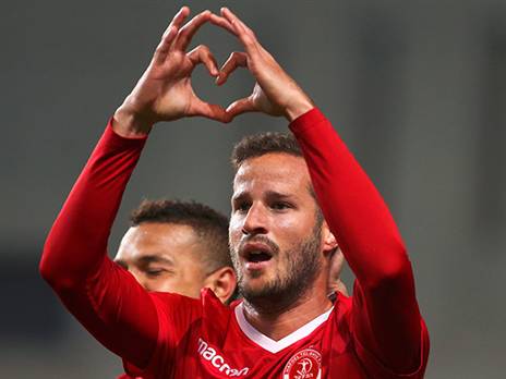 הירש. "יש תחושה טובה" (אלן שיבר)