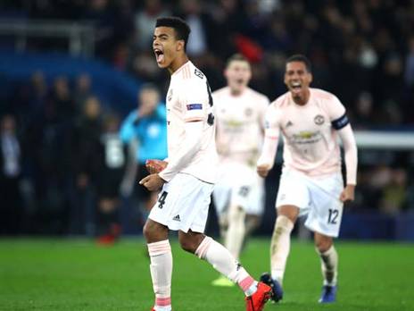 מייסון גרינווד. חגג ורץ לעשות בגרות (Photo by Julian Finney/Getty Images)