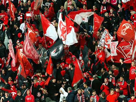 התעוררות גדולה בקרב אוהדי הפועל ת"א (אלן שיבר)