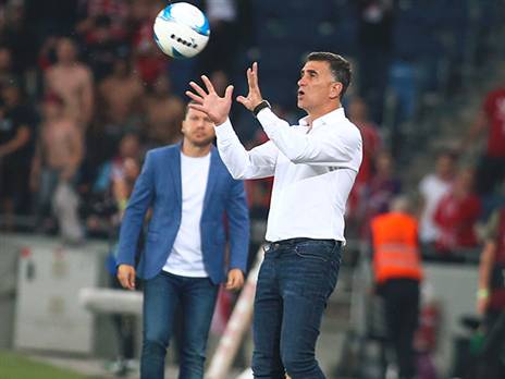 פגע עם וייסמן, בלבול (אלן שיבר)