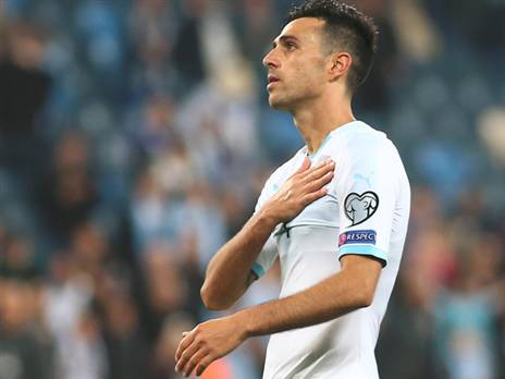 שישאיר את המנהיגות לאחרים ויתרכז בלהבקיע (אלן שיבר)