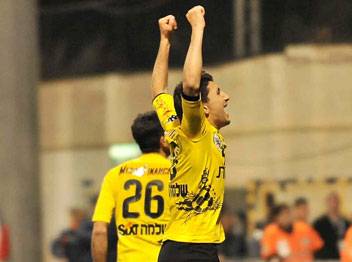 קיבל את הבמה בנתניה