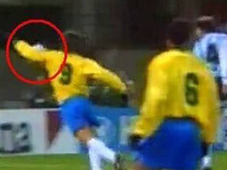 "יד האלוהים", גרסת ברזיל. טוליו ב-1995