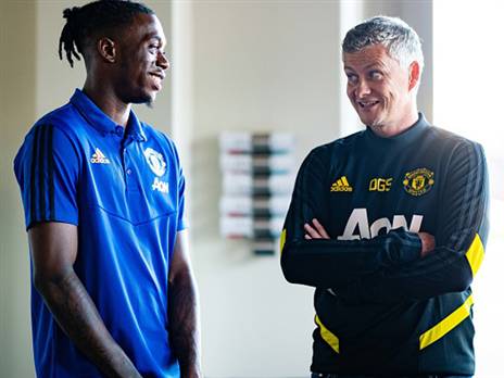 המאמן עם וואן-ביסאקה. מרוצה מהסגל שלו (getty)