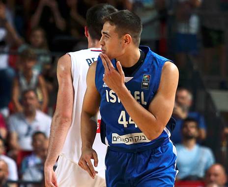 חנוכי, דקות מעולות גם שלו (אלן שיבר)