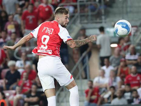 קרייו. יחכה להזדמנות על הספסל (דני מרון)