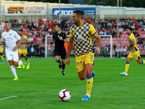 שכטר, היו צריכים להביא חלוץ חדש (מכבי תל אביב, האתר הרשמי)