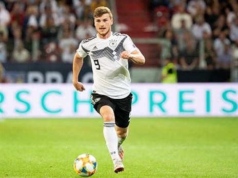 טימו ורנר. החלוץ יגבור על ואן דייק במאבק ביניהם? (getty)