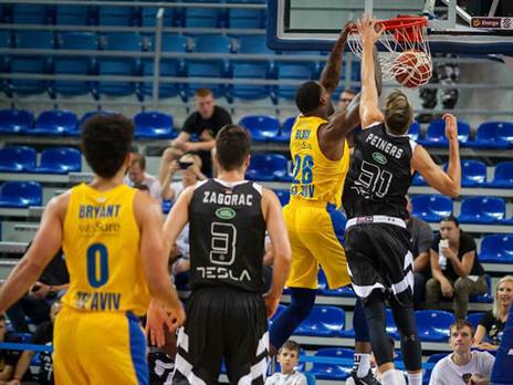 בלאק. עשה עבודה טובה בצבע (האתר הרשמי של מכבי ת"א)