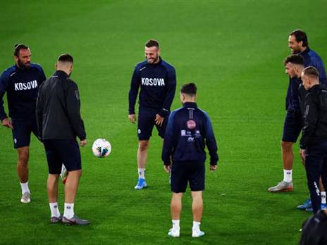 נבחרת קוסובו. ההפתעה של המוקדמות (Getty)