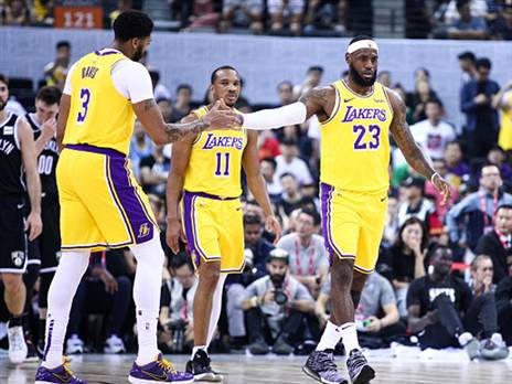 לברון צריך את דייויס בריא (getty)