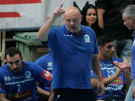 בוטנקו, בינואר הנבחרת תנסה לחזור לעצמה (צילום: intime sports photo agency/giannis moisiadis)