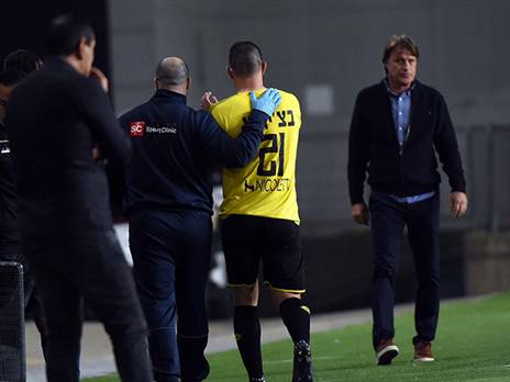 ייעדר נגד מכבי ת"א עקב פציעה. בצ'יראיי (צילום: ברני ארדוב)