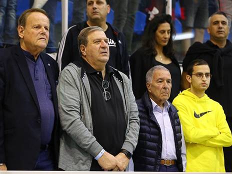 הנהלת מכבי ת"א. תמימות דעים לגבי המאמן (לירון מולדובן)