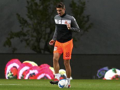 עוד לא בן 21, וכבר דילג בין חמישה מועדונים. שועה במדי בני יהודה (צילום: אלן שיבר)