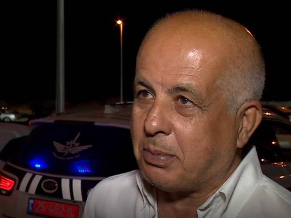 לא השאיר אבן על אבן. לוזון