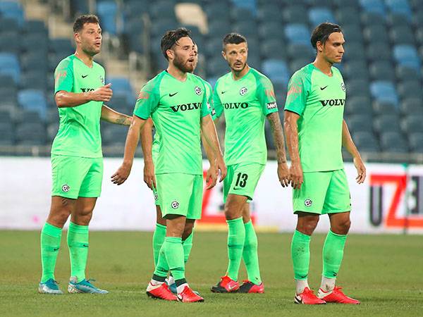 ארבעה הפסדים מול מכבי ת"א (אלן שיבר)