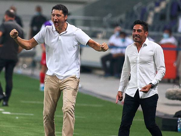 התרגש עד דמעות. איביץ' (אלן שיבר)