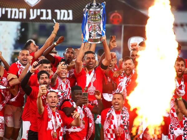 הקורונה גרמה לחגיגות להיות שונות (אלן שיבר)