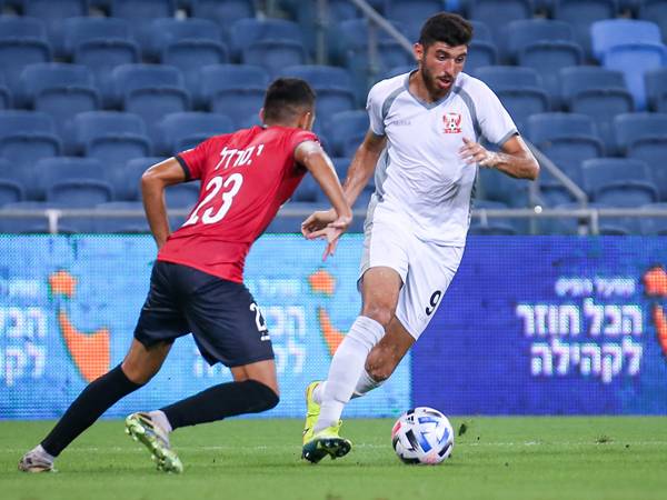 חלאיילה בוחן אופציות בחו"ל (מאור אלקסלסי)