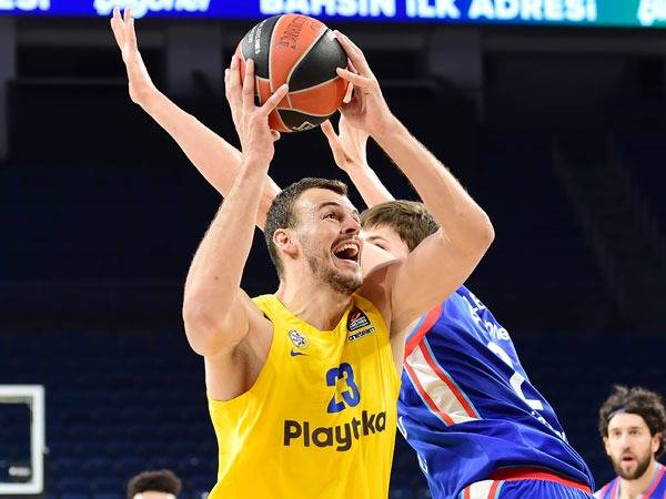 ז'יז'יץ'. הופיע לרגעים (Euroleague)