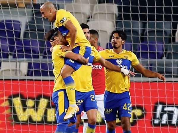 תסריט חוזר. הצהובים חוגגים בדרבי (אלן שיבר)