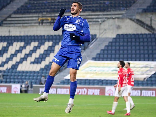 עבדה בדרך לאירופה (דני מרון)