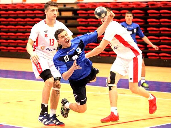 (הדר ואן קולא, איגוד הכדוריד)