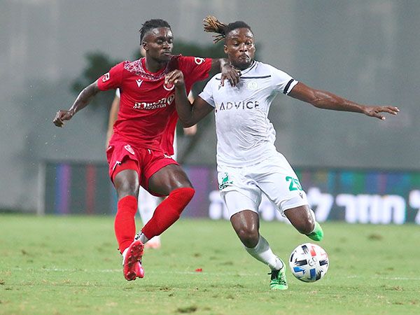 פוצ'יבה. שם חדש בשכונה (אלן שיבר)