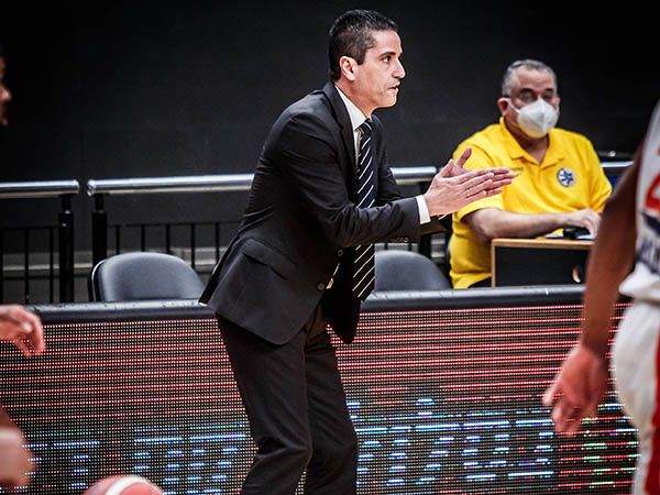 ספרופולוס, אותו ההפרשים פחות מעניינים (עודד קרני)