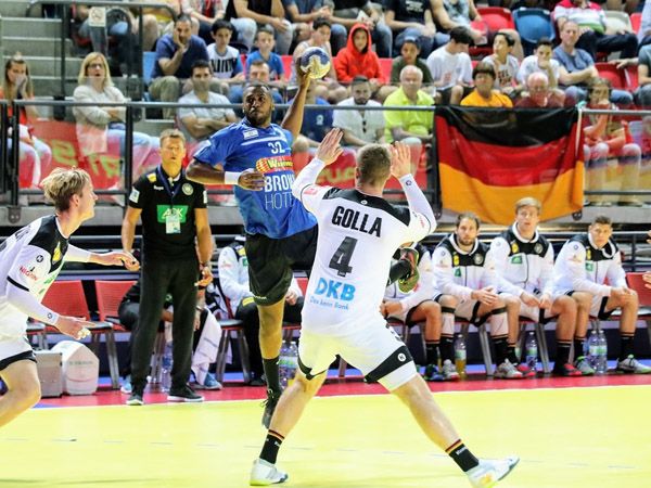 (הדר ואן קולא איגוד הכדוריד)