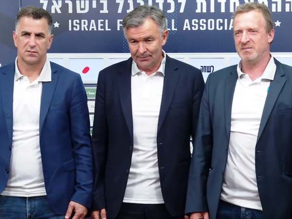 רוטנשטיינר עם בלבול ומרקו, שני עוזריו