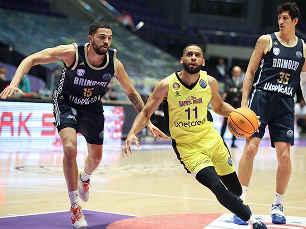 האריס, הקלע המצטיין (דני מרון)