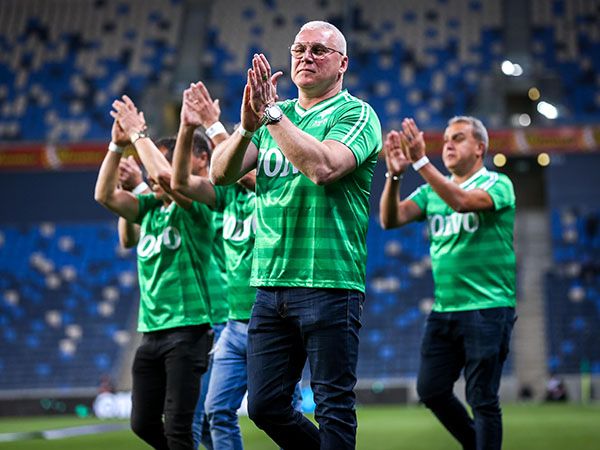 יהוו השראה. שחקני הקבוצה מ-84/85 (מאור אלקסלסי)