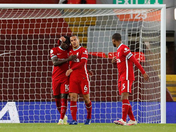 מאנה נגח לרשת (GETTY)