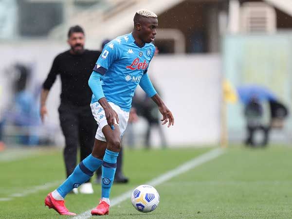 ויקטור אוסימן. נאפולי בעמדה הנוחה ביותר לרגעי ההערכה (Getty)