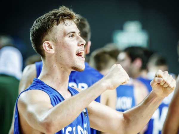 ציפר. ניצח על החגיגה (FIBA)