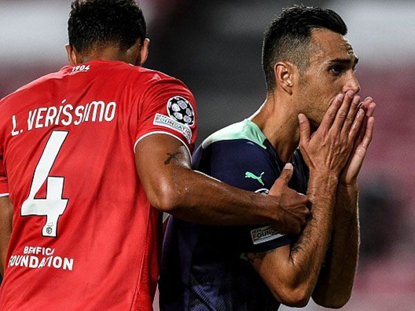 שער אדיר שנפסל. זהבי (Getty)