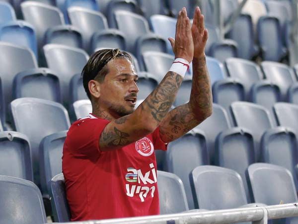 בוזגלו. מודע לוויראליות של מעשיו (אלן שיבר)