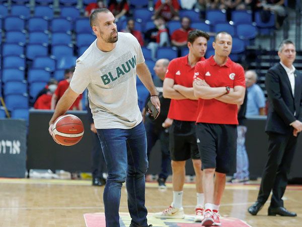 הלפרין. "עשינו לא מעט טעויות בעונה שעברה" (אלן שיבר)