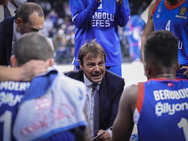 "יגיעו להצלבה בלבד" (GETTY)