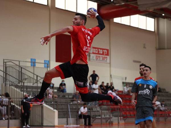 אשדוד עם עוד ניצחון (צילום: משה דהן)