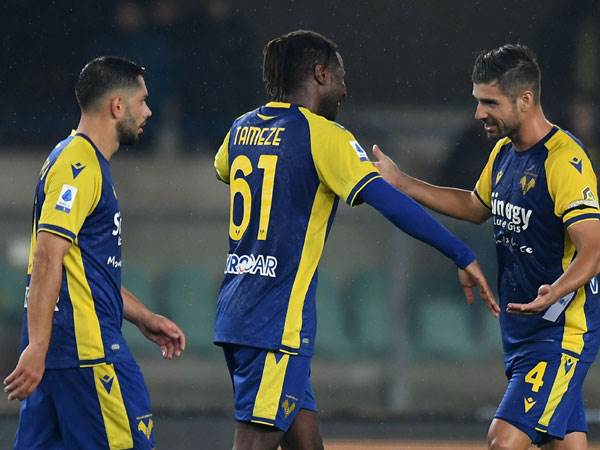 ממשיכה לשבת ליובנטוס על הזנב. ניצחון נוסף לורונה (getty)