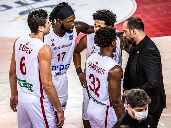 "גאה בהם" (FIBA)