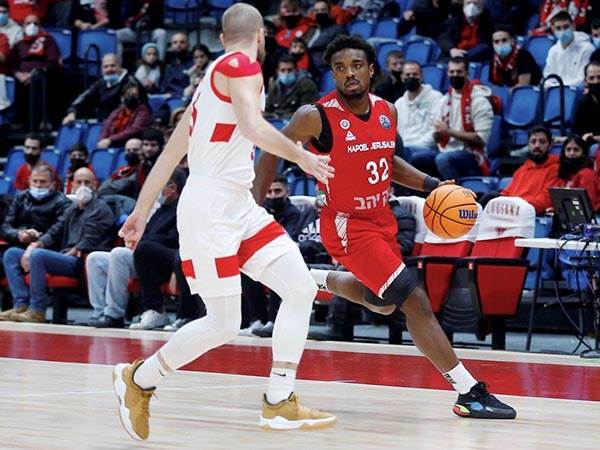 רבע ראשון לא טוב. אובסוהן (אלן שיבר)